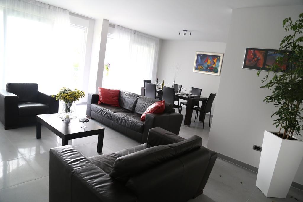 Beach Apartments Dumicic Podstrana Ruang foto